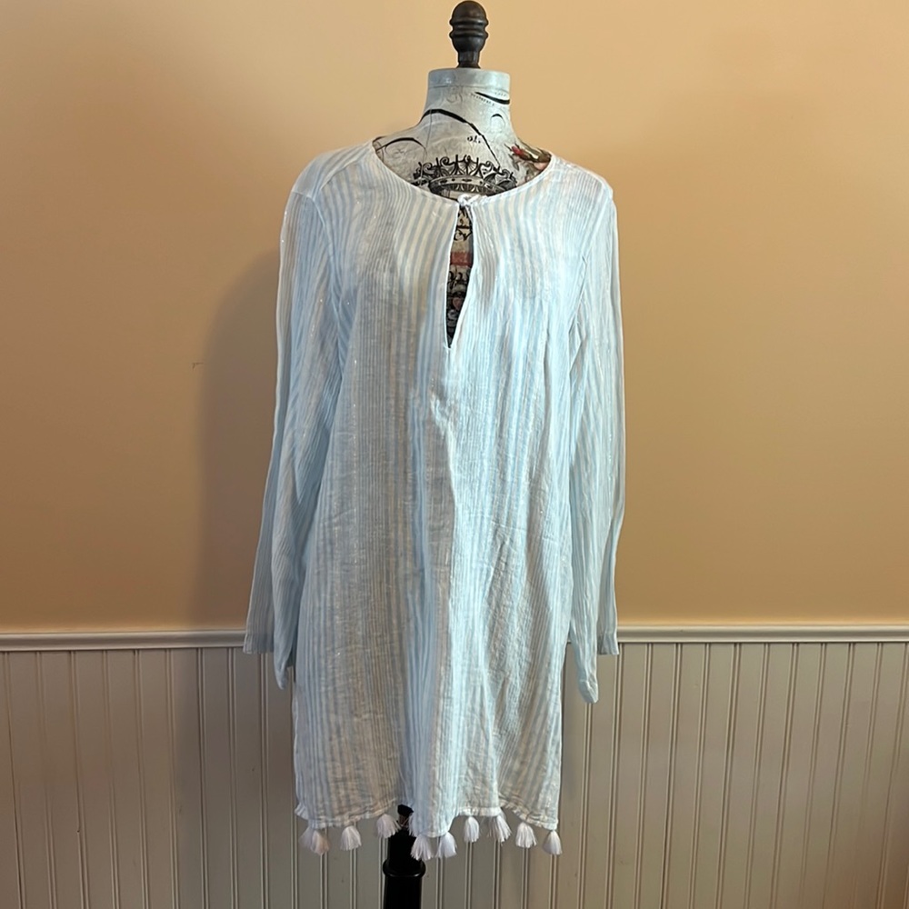 Blue and white casual top, Size XL